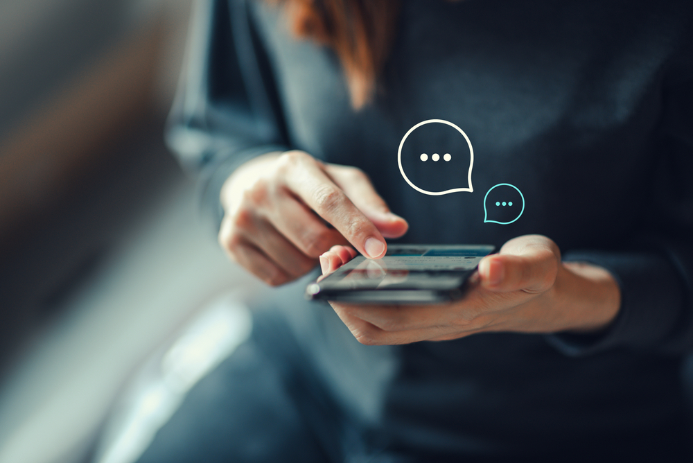 How Does Live Chat Work?