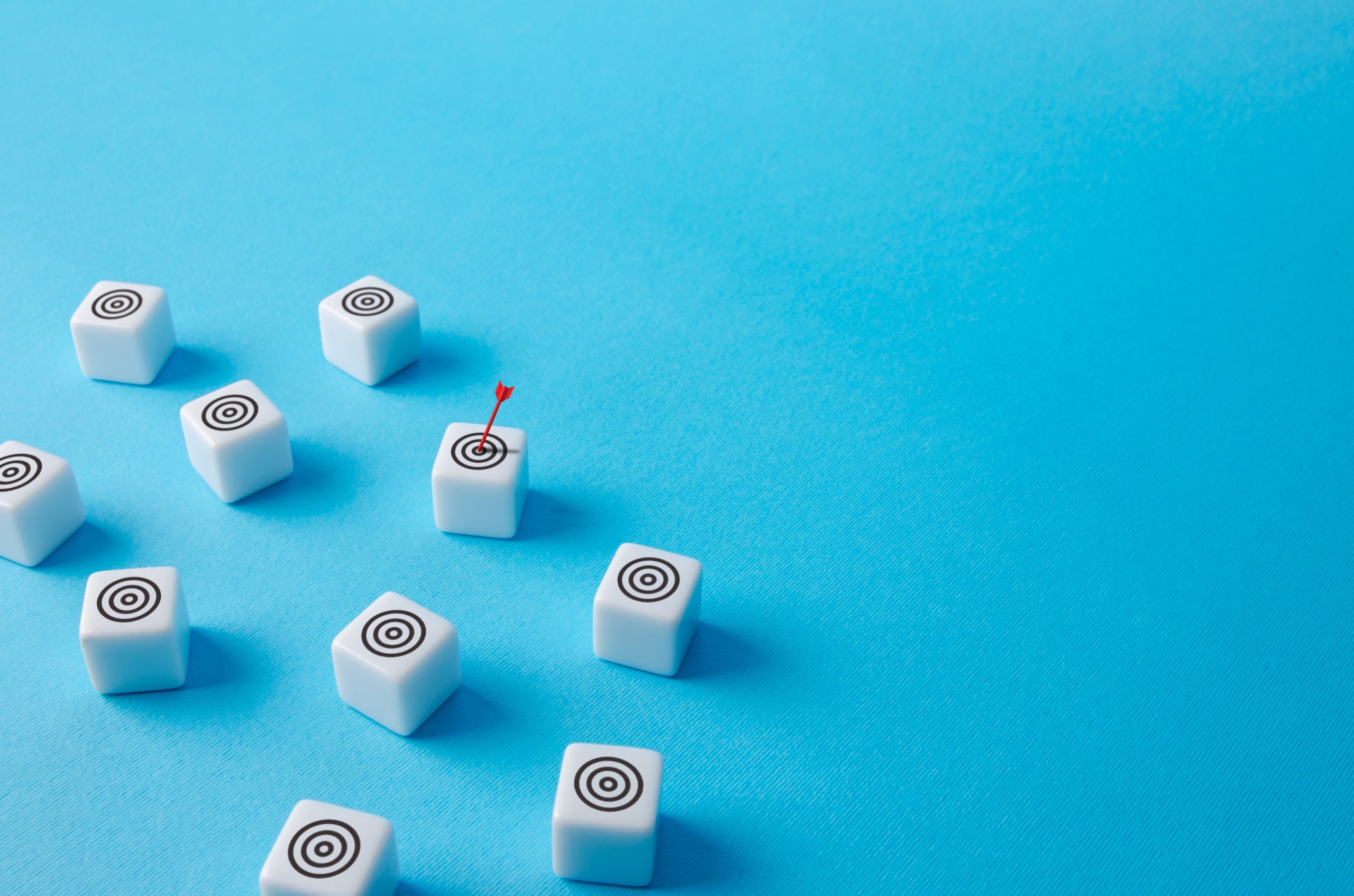 Harnessing the Power of Retargeting in Display Marketing