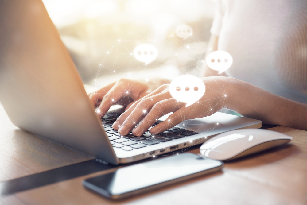 Live Chat Tools: Why You Should Use Them ITVibes live-chat-tools-why-you-should-use-them-itvibes