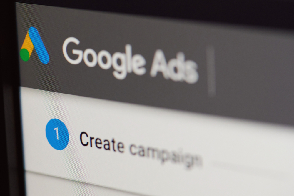 How to Use Sitelinks & Lead Forms to Improve PPC Results